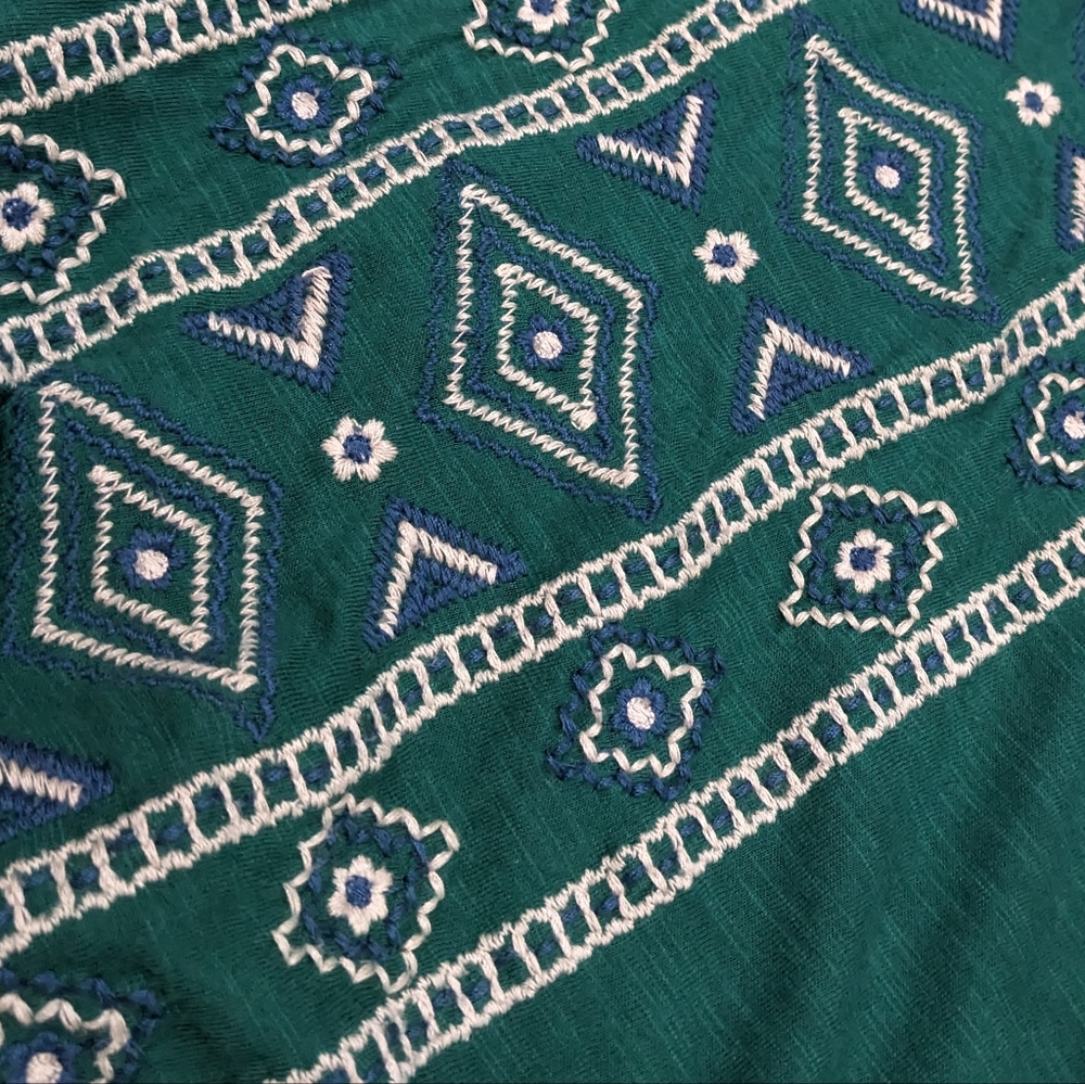 SOLD- St John's Bay 100% cotton embroidered short sleeve peasant blouse - Picture 7 of 11